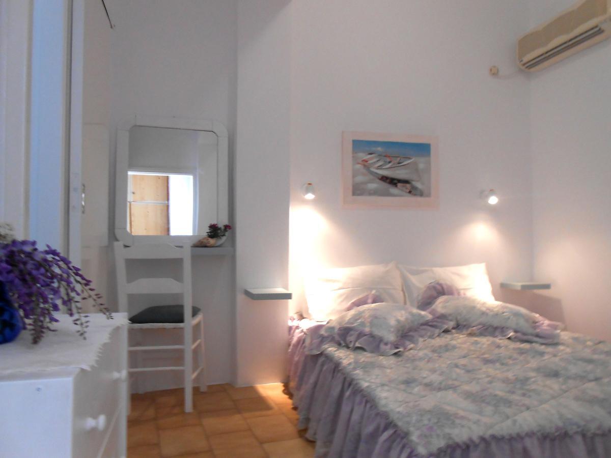 Angeliki Pension Katápola Exterior foto